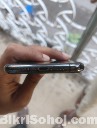 Iphone xs 4/64
